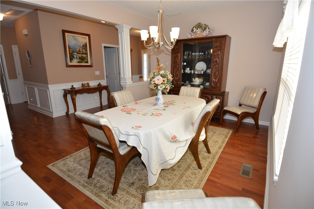 13740 Glenbrook Drive, Strongsville, Ohio image 5