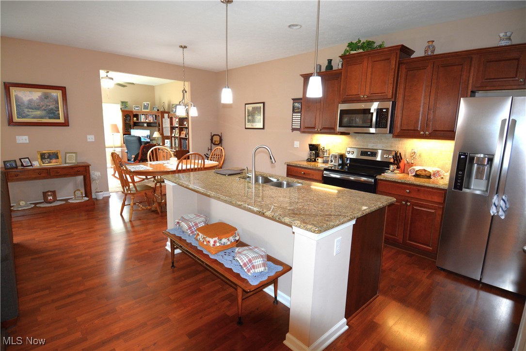 13740 Glenbrook Drive, Strongsville, Ohio image 10