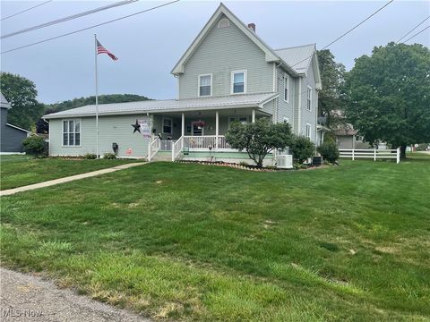429 Fourth Street, Bergholz, OH 43908 - MLS#: 5073979