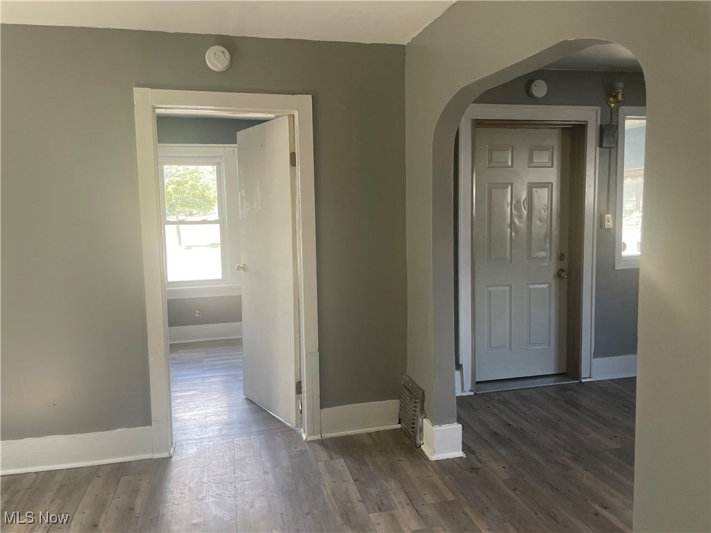 Akron, Ohio 44307, United States, 2 Bedrooms Bedrooms, ,2 BathroomsBathrooms,Residential,Active,198226