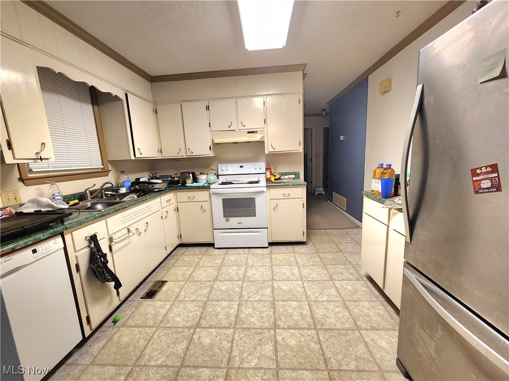 Crestmont Estates - Residential