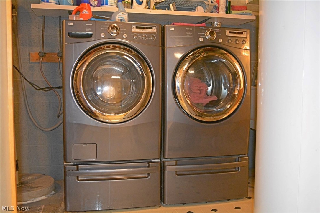 Connecticut Western Reserve - Residential