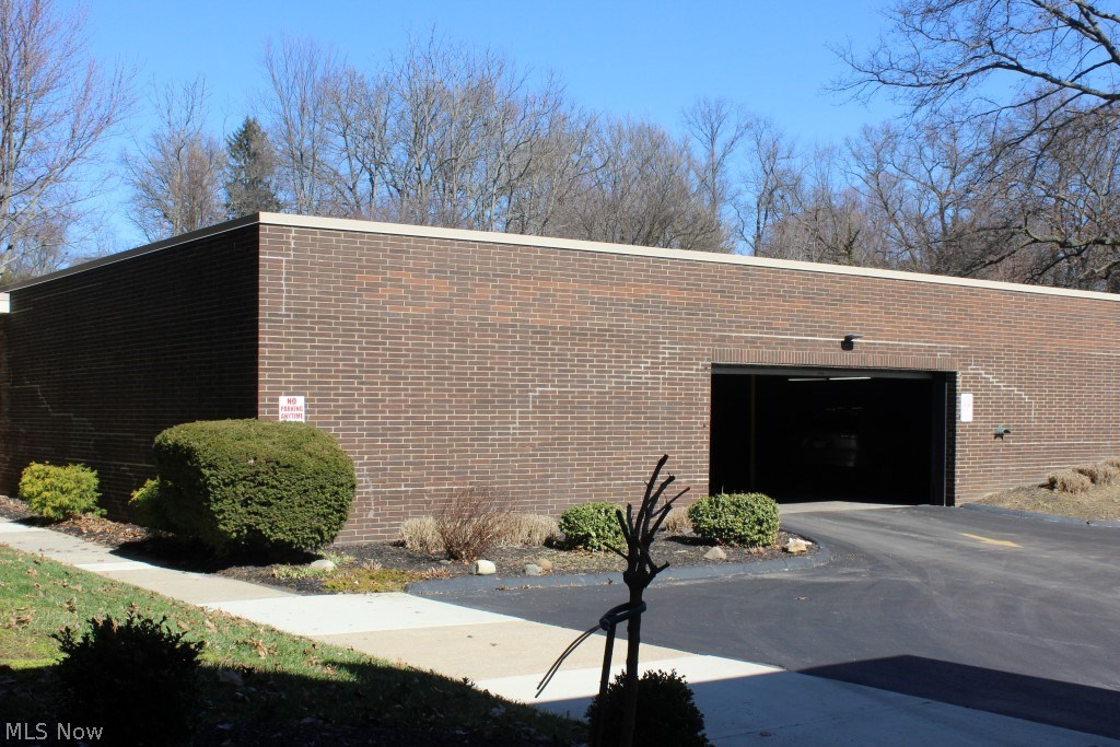 Silver Lake Towers Condo - Residential