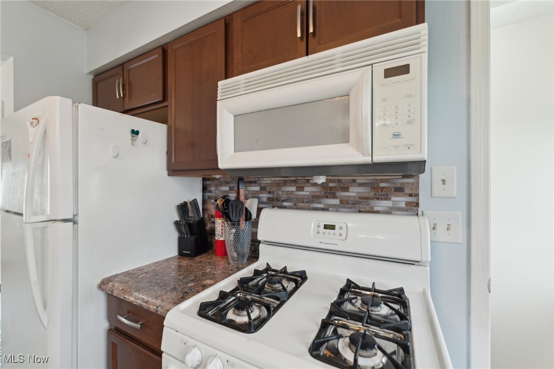 421 Lodi Street, Akron, Ohio image 11