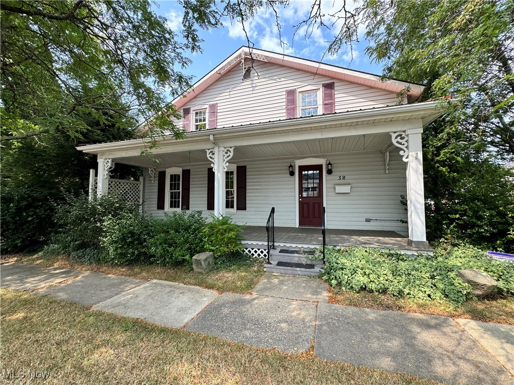 38 E Main Street, East Palestine, Ohio image 1