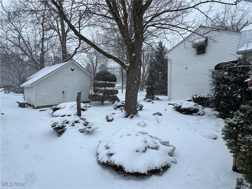 Russell 03 - Residential