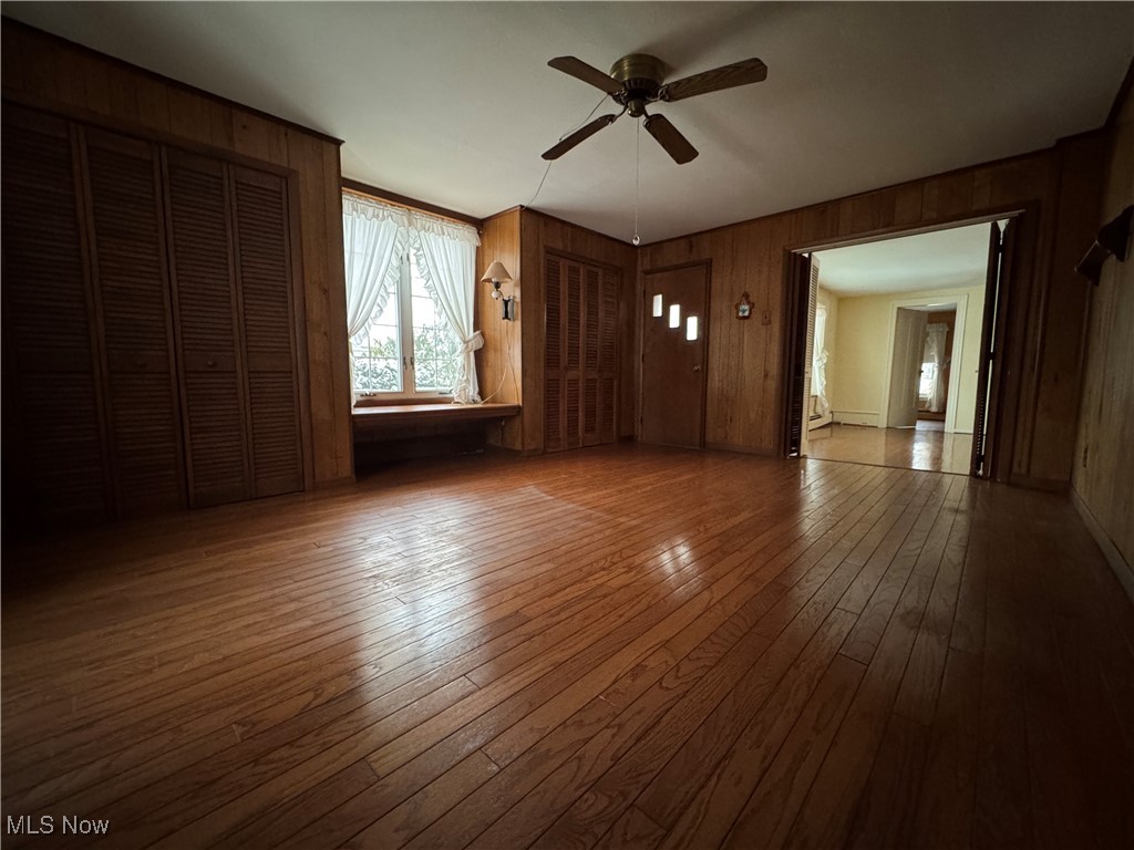 Russell 03 - Residential