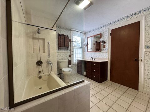 Tiny photo for 5084 Chillicothe Road, Chagrin Falls, OH 44022 (MLS # 5178819)