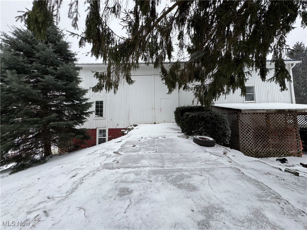 Russell 03 - Residential