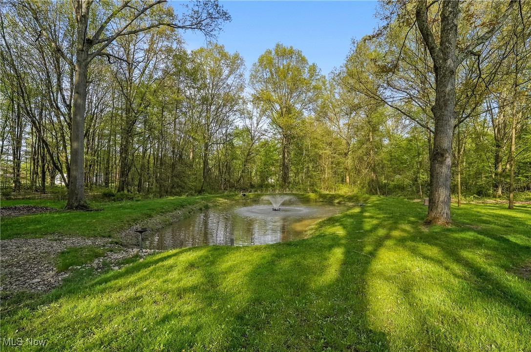 1021 Warner Road, Brookfield, Ohio image 38