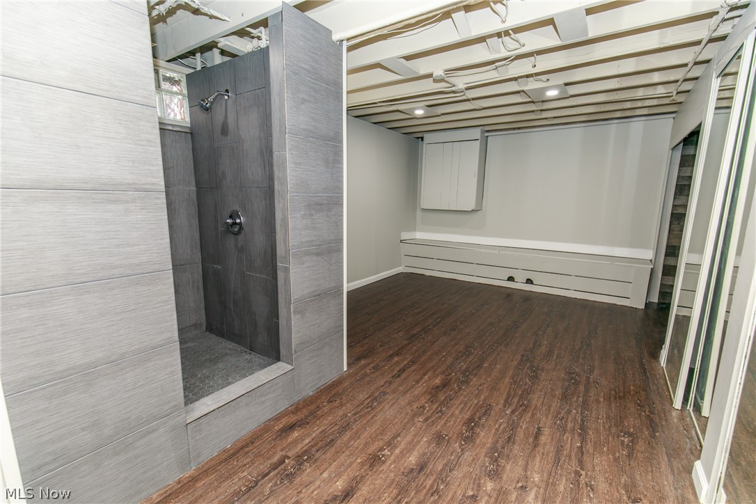 Forest Lawn - Residential