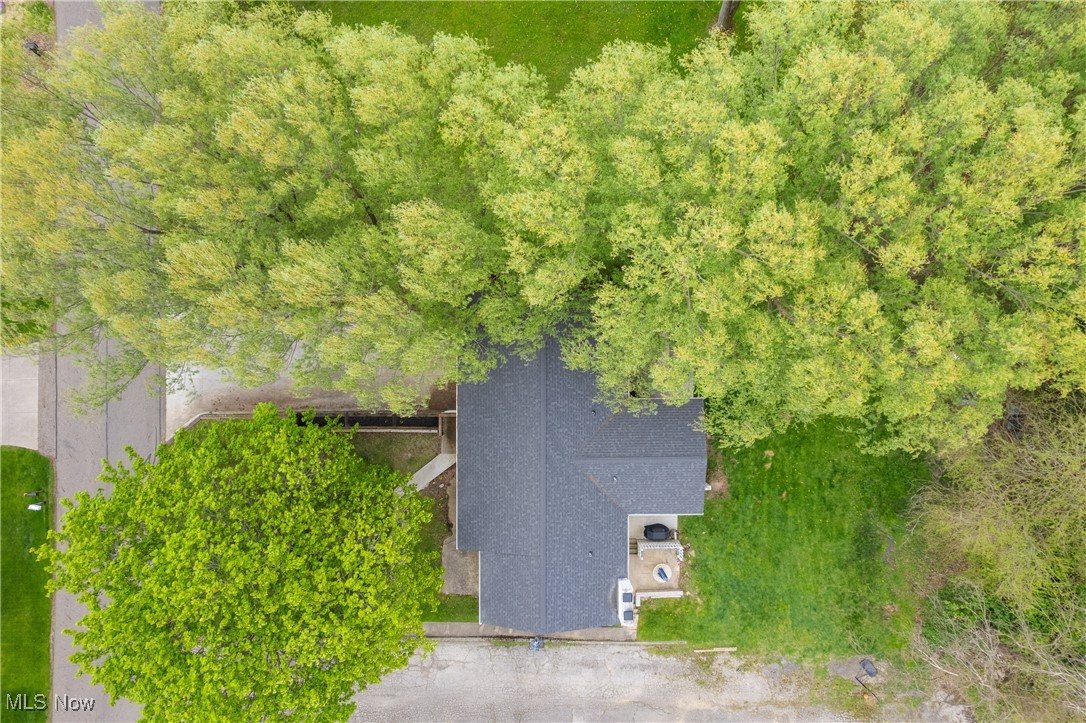 440 Abbyshire Road, Green, Ohio image 30