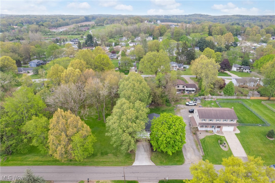 440 Abbyshire Road, Green, Ohio image 34
