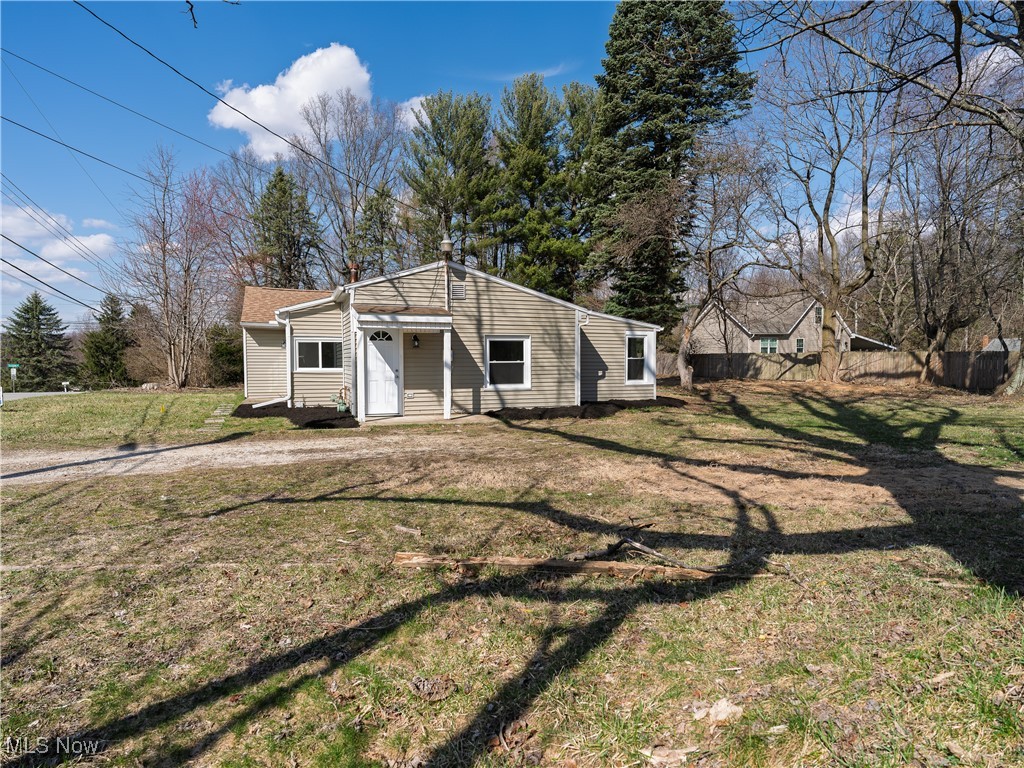 3205 Dewalt Drive, Akron, Ohio image 2