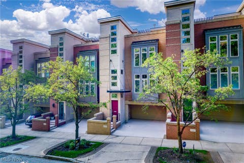 Photo for 2339 Edgehill Road