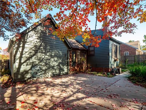 Tiny photo for 5211 W Ridgewood Drive, Parma, OH 44134 (MLS # 5178816)