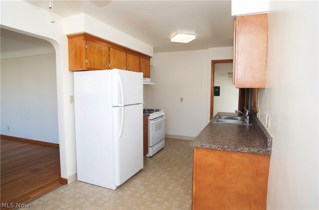 H A Stahl Props Cos Ridgewood - Residential