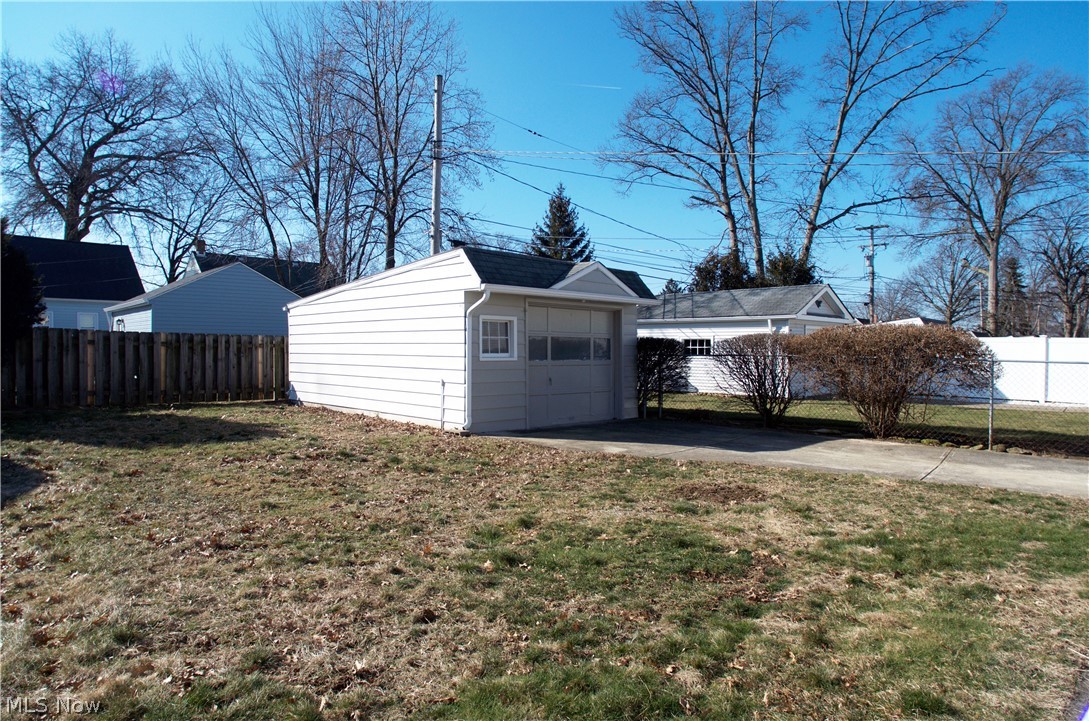 H A Stahl Props Cos Ridgewood - Residential