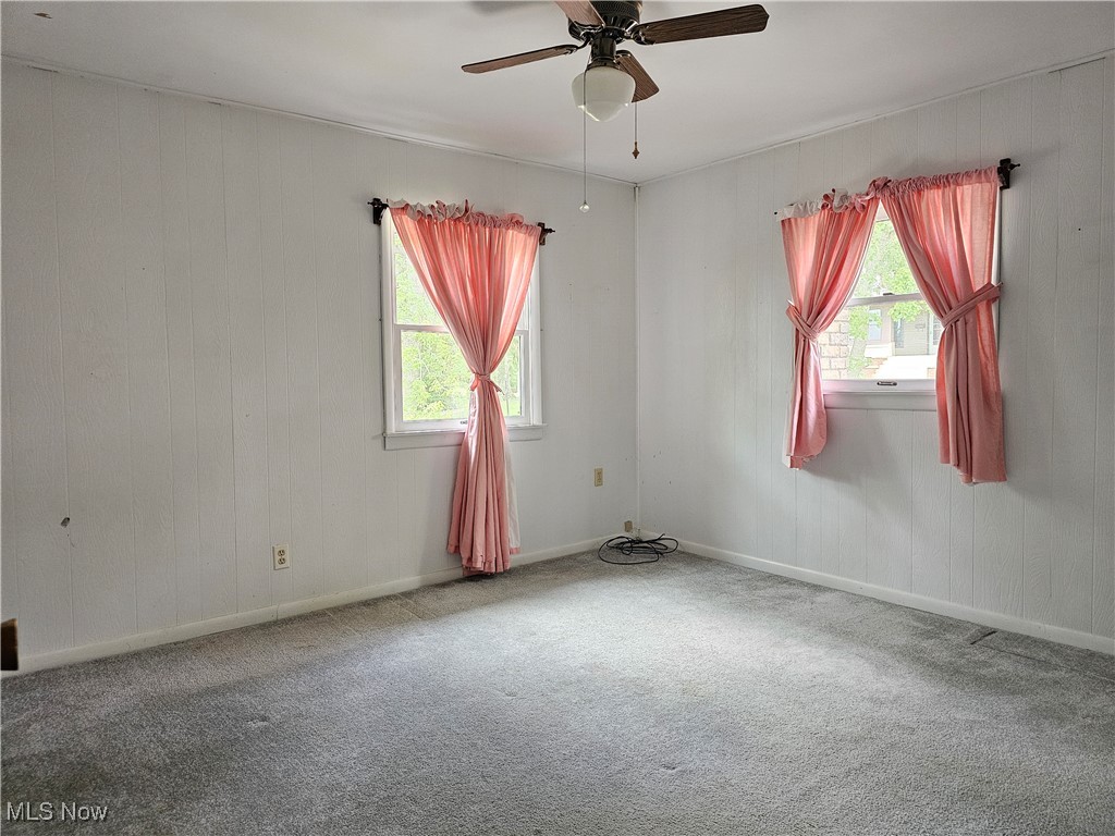 164 W High Street, New Concord, Ohio image 29
