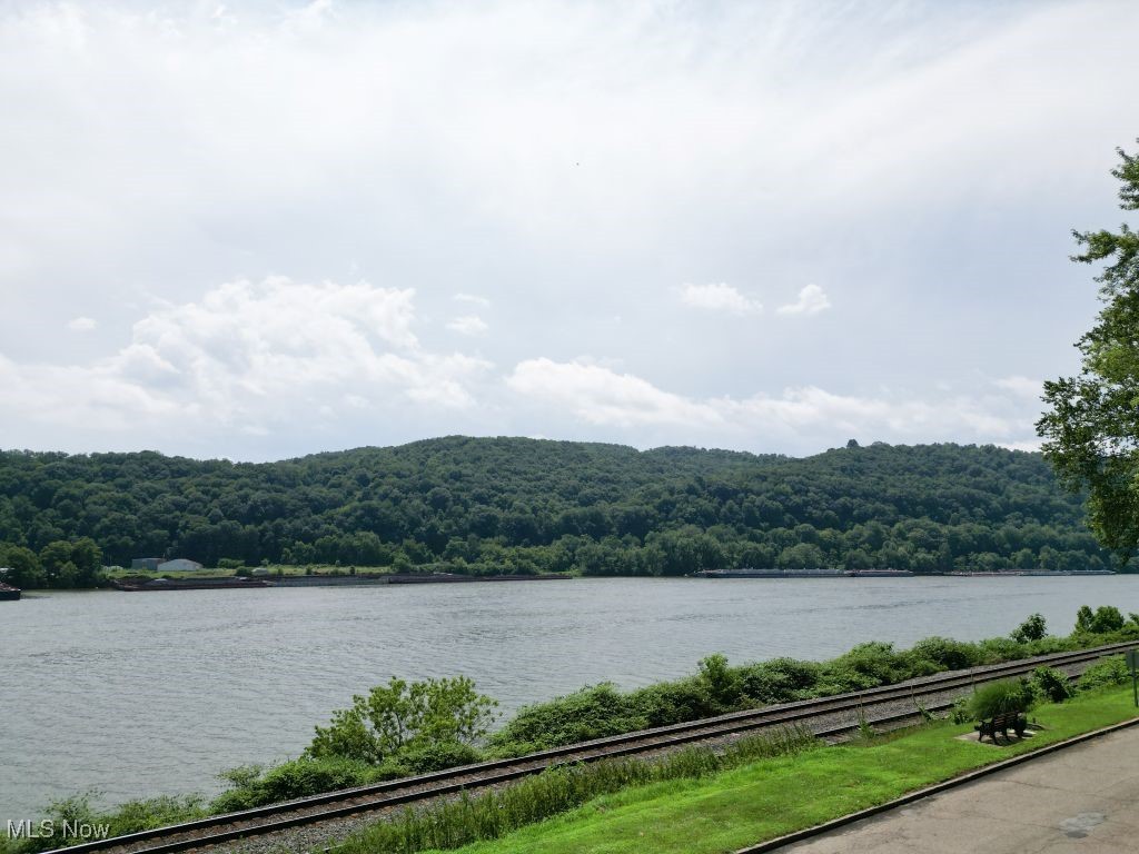 Wellsville, Ohio 43968, United States, 4 Bedrooms Bedrooms, ,1 BathroomBathrooms,Residential,Active,161803