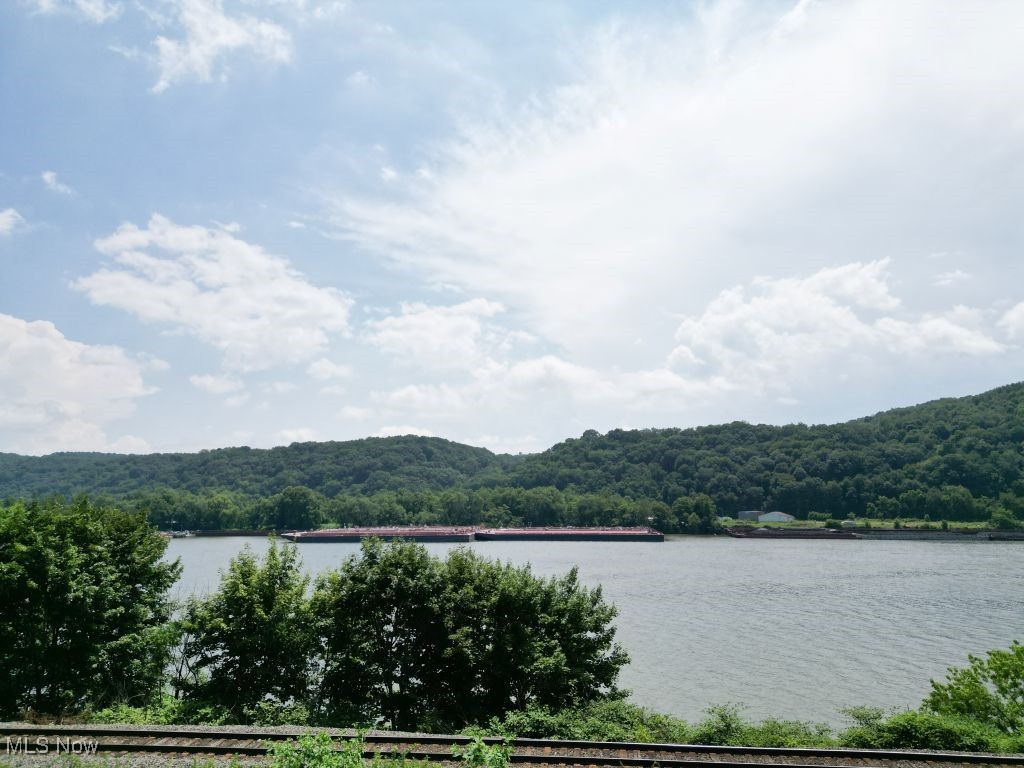 Wellsville, Ohio 43968, United States, 4 Bedrooms Bedrooms, ,1 BathroomBathrooms,Residential,Active,161803