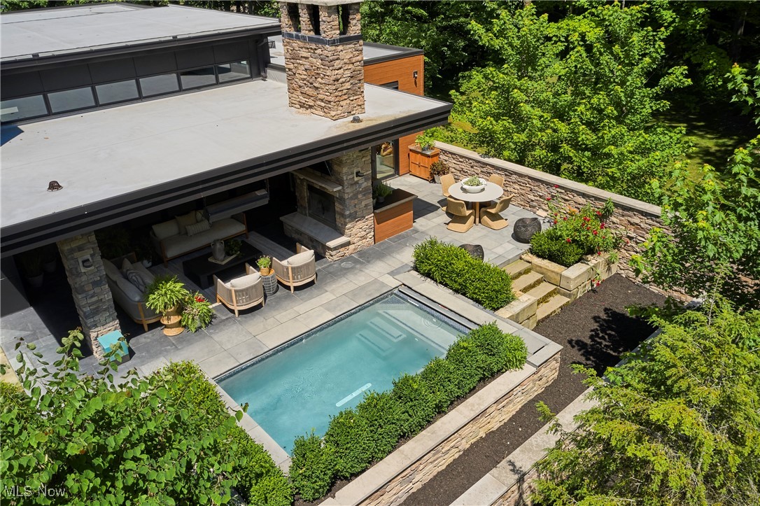 Akron, Ohio 44313, United States, 4 Bedrooms Bedrooms, ,5 BathroomsBathrooms,Residential,Active,164320