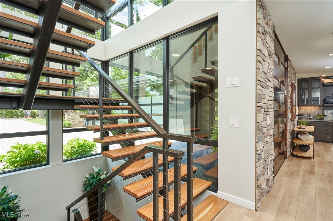 Akron, Ohio 44313, United States, 4 Bedrooms Bedrooms, ,5 BathroomsBathrooms,Residential,Active,164320