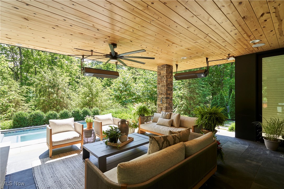 Akron, Ohio 44313, United States, 4 Bedrooms Bedrooms, ,5 BathroomsBathrooms,Residential,Active,164320