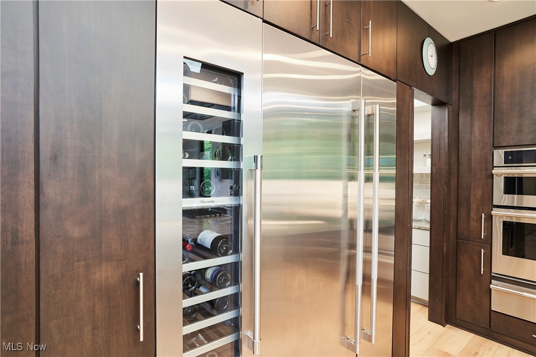 Akron, Ohio 44313, United States, 4 Bedrooms Bedrooms, ,5 BathroomsBathrooms,Residential,Active,164320