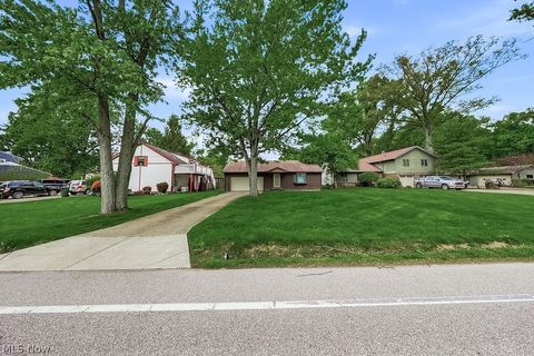 Tiny photo for 5770 Bradley Road, North Olmsted, OH 44070 (MLS # 5209793)
