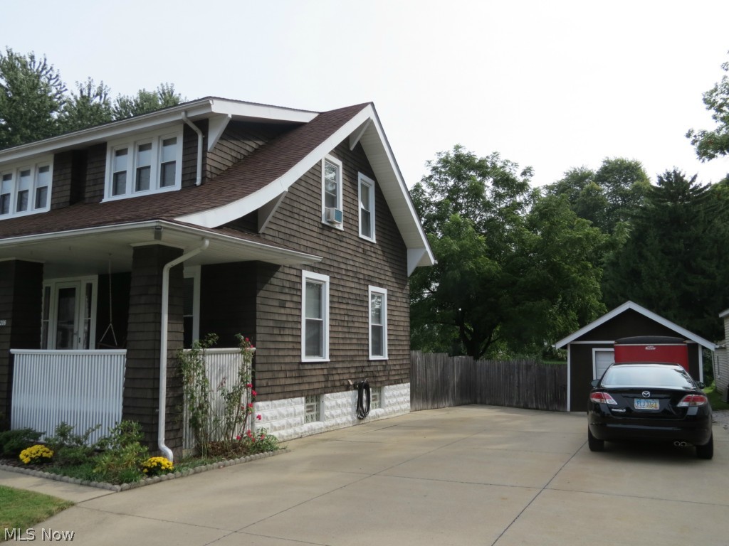 George H Cross - Residential