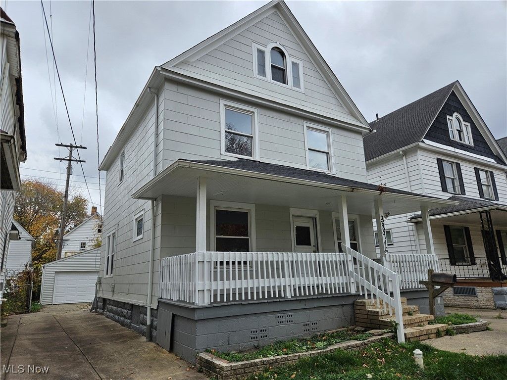 Photo of 3891 W 21st Street, Cleveland, OH 44109 (MLS # 5176181)