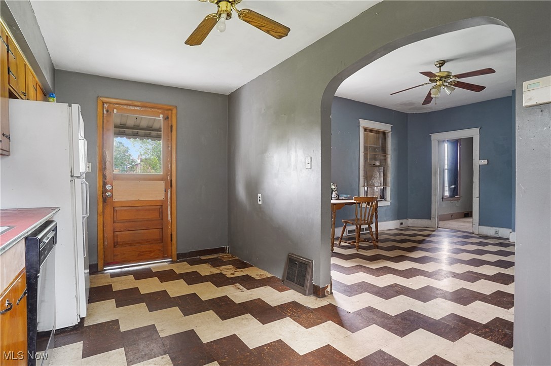City/Youngstown - Residential