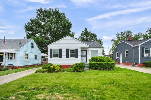 Tiny photo for 12624 Southern Avenue, Garfield Heights, OH 44125 (MLS # 5213807)