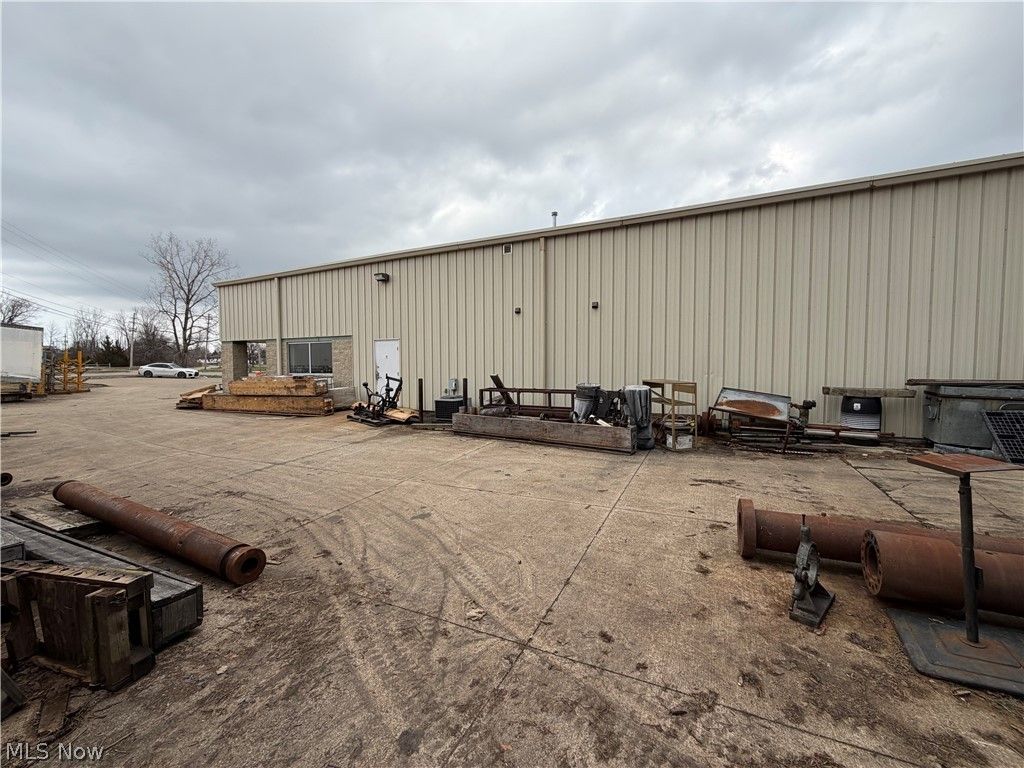 Photo of 13951 Progress Pkwy Pkwy, North Royalton, OH 44133 (MLS # 5193024)