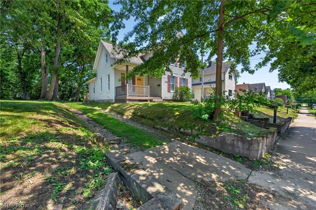 505 Brown Street