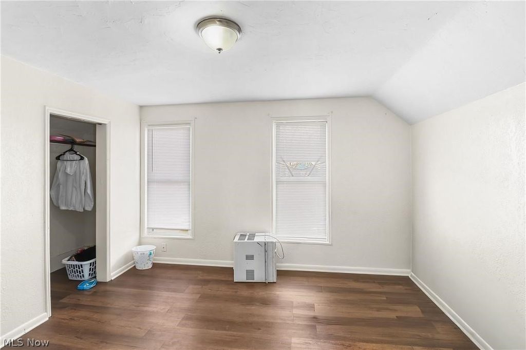 Photo of 505 Brown Street, Akron, OH 44311 (MLS # 5202778)