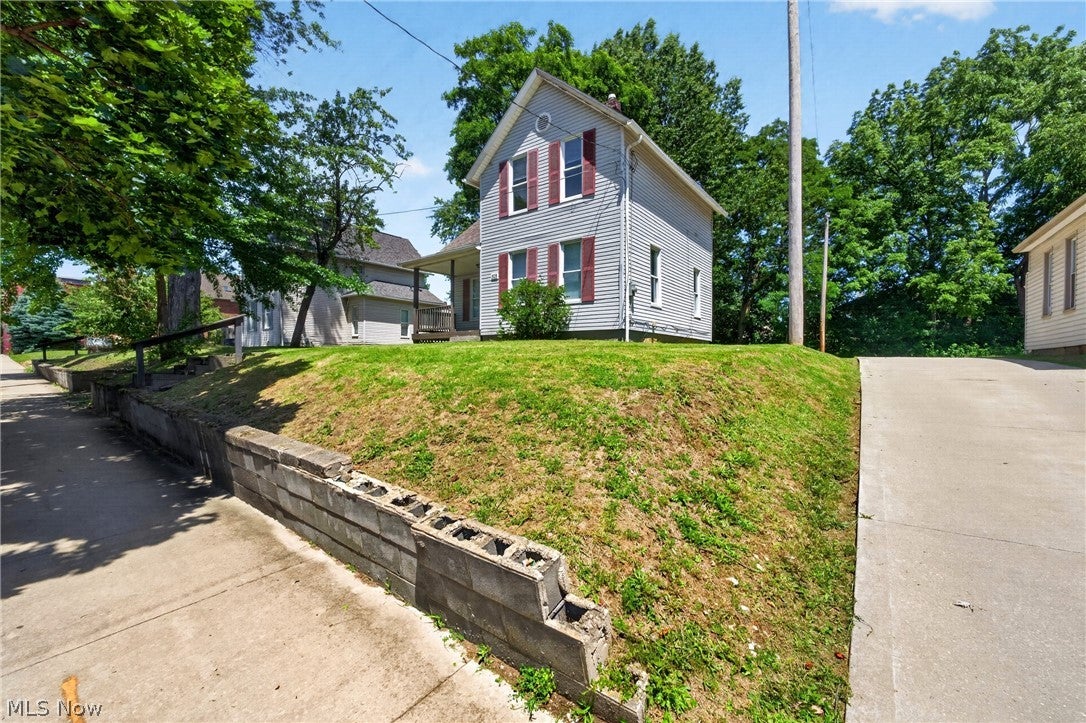 505 Brown Street