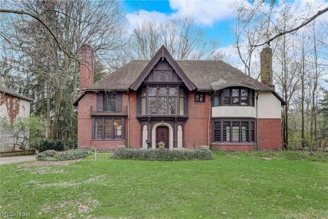 2970 Fairmount Boulevard Cleveland Heights, OH 44118