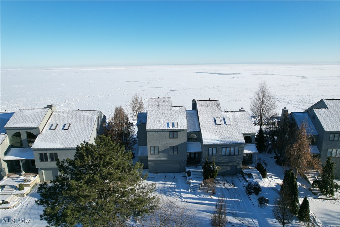 707 Mariner Village Drive, Huron, Ohio image 1