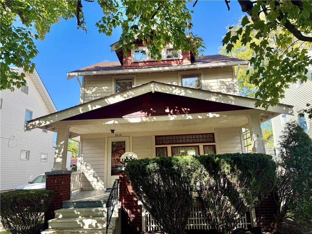 Photo of 2018 Tampa Avenue, Cleveland, OH 44109 (MLS # 5167847)