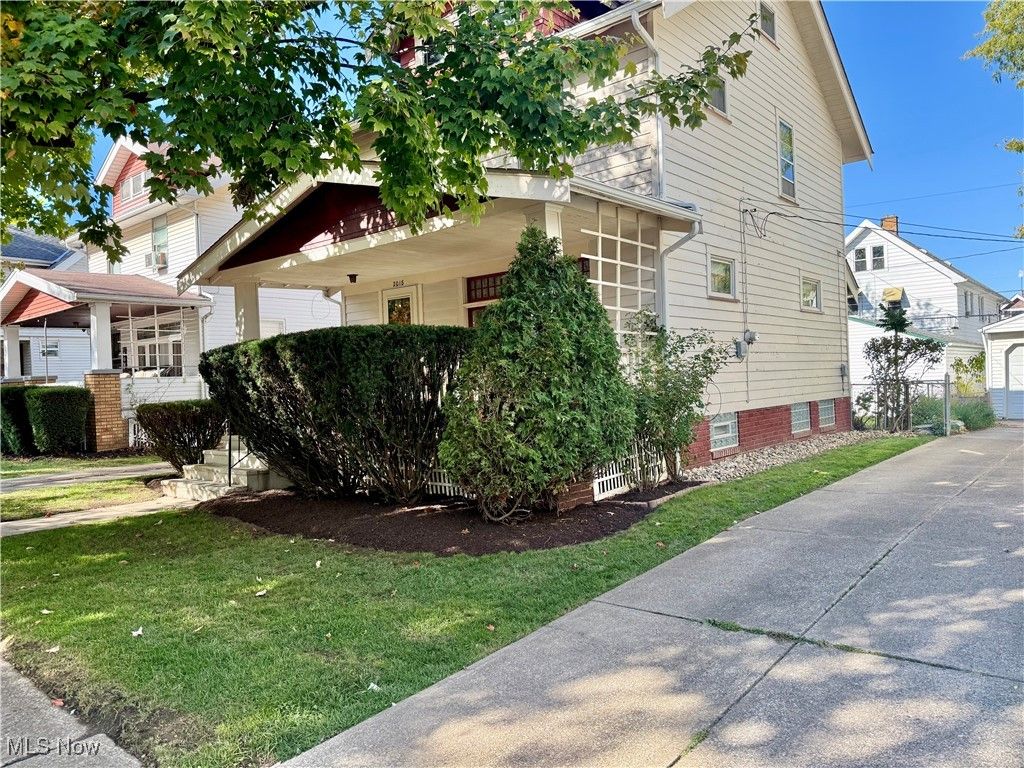 Photo of 2018 Tampa Avenue, Cleveland, OH 44109 (MLS # 5167847)