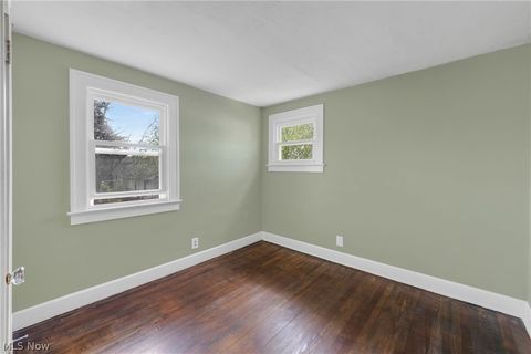 Tiny photo for 1381 S Green Road, South Euclid, OH 44121 (MLS # 5201804)
