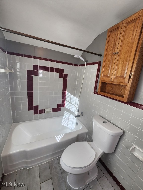 Heister Ctr Green Cos Ctr Gre - Residential Lease