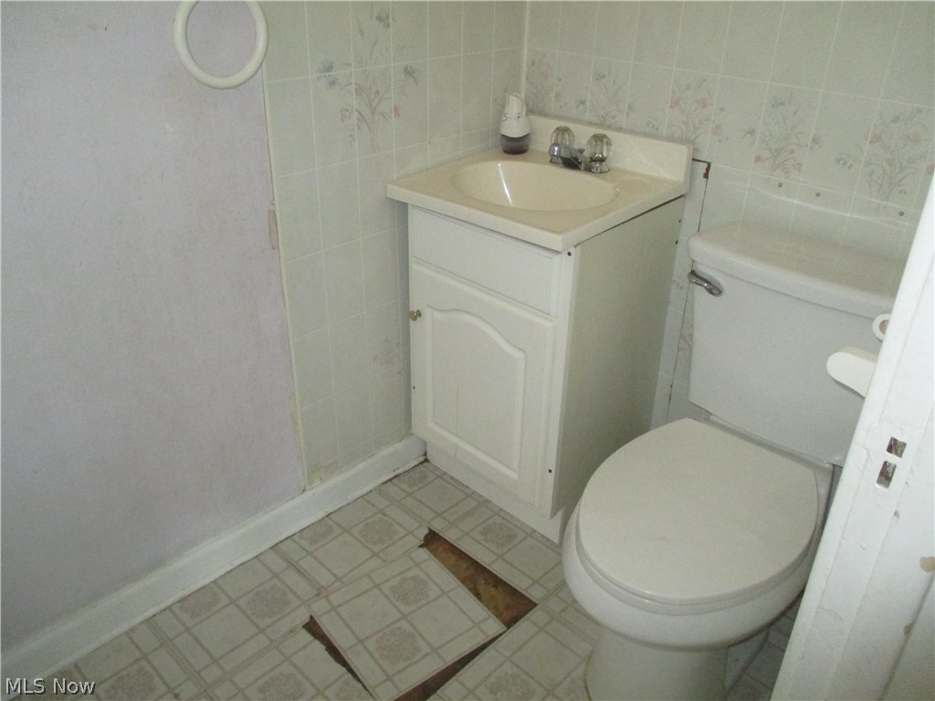 Connecticut Western Reserve - Residential