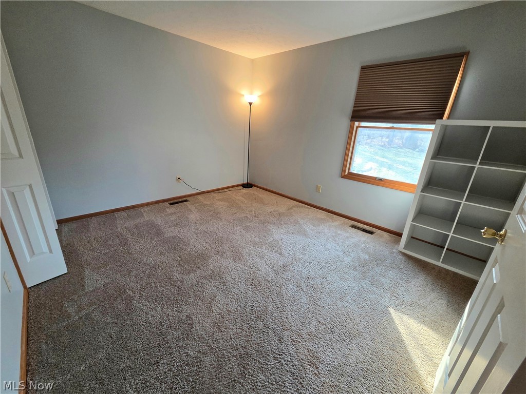 Avon Woods Condo - Residential