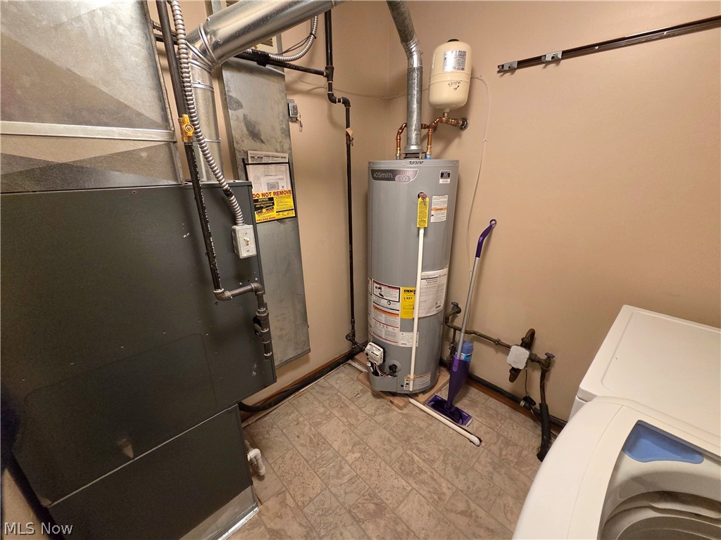 Avon Woods Condo - Residential