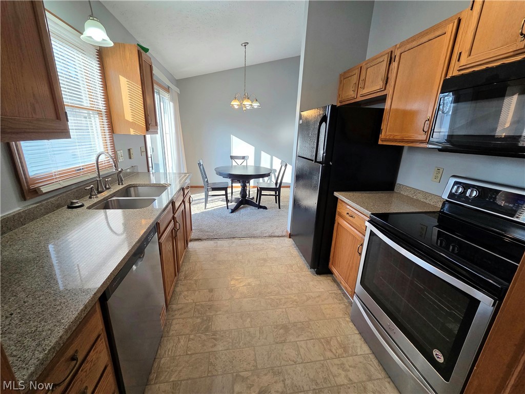 Avon Woods Condo - Residential