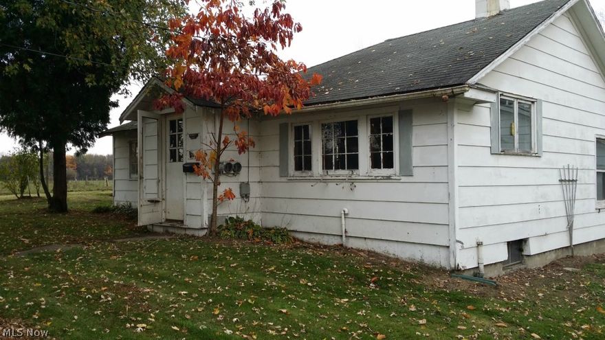 Ranch home in the Kent/ Brimfield area would be perfect to put your finishing touches on. House has been gutted down to the studs, so would be the perfect fixer upper to make it all your own.Garage does need some TLC! This is a Fannie Mae Property. Please call listing agent with any questions.