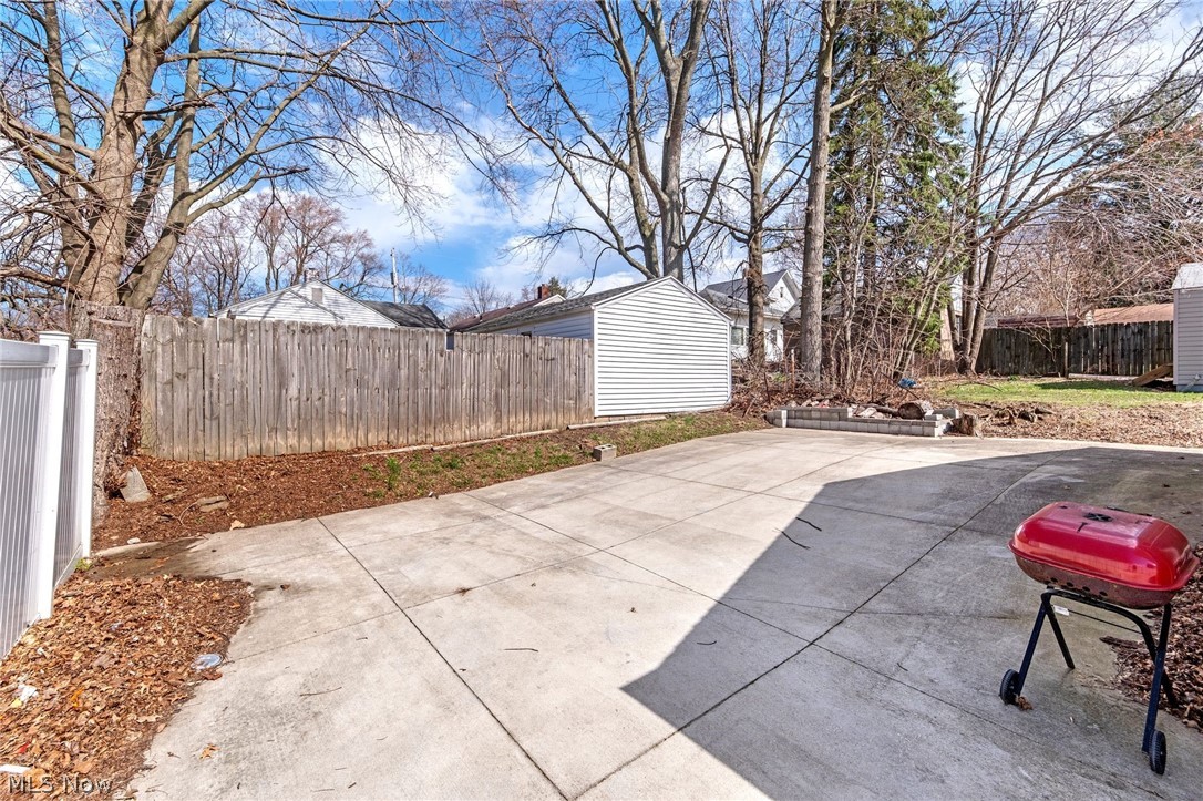 Lakewood Heights - Residential Income